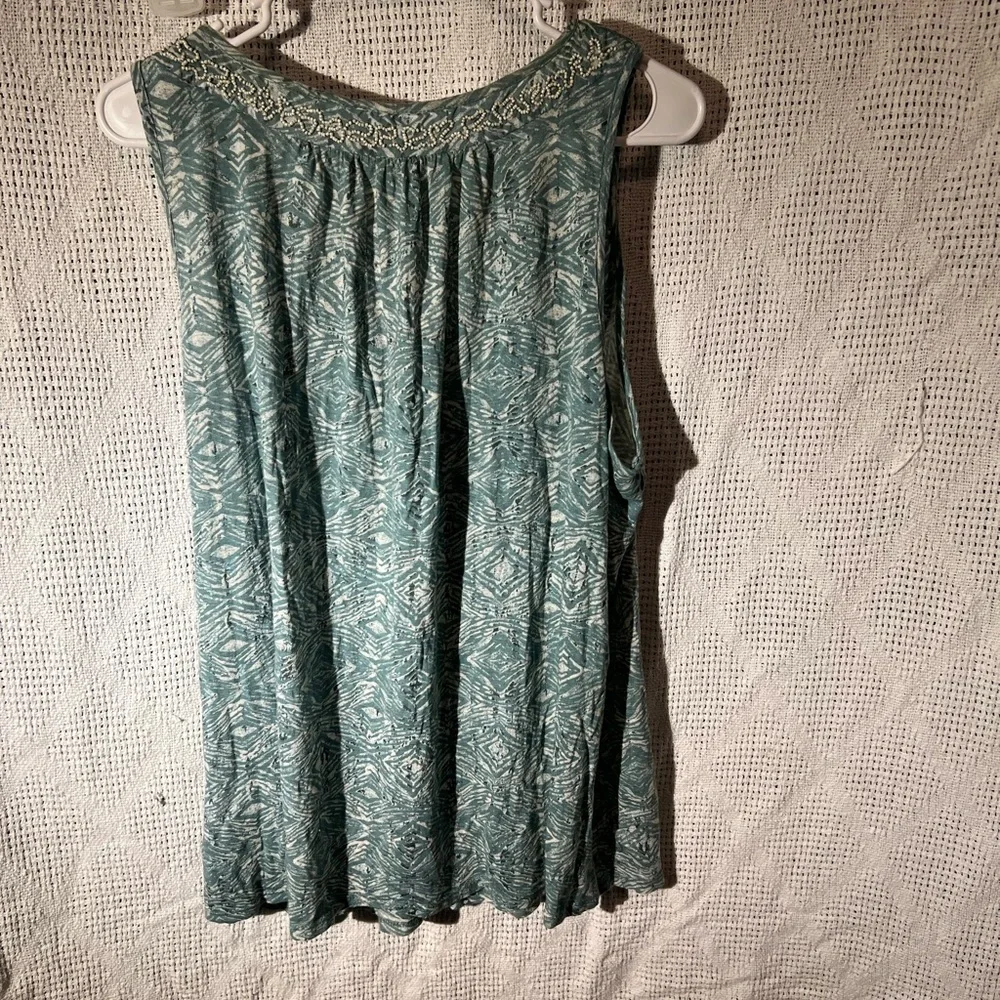 Lucky Brand stylish top Beaded embellishments around neck/chest - Picture 2 of 7
